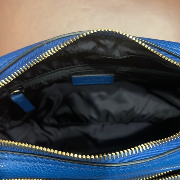 VERSACE NWT LA MEDUSA CALFSKIN BLUE LEATHER CROSSBODY OR BELT BAG MADE IN ITALY - Picture 10 of 16